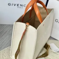$222.00 USD Givenchy AAA Quality Handbags For Women #1399008