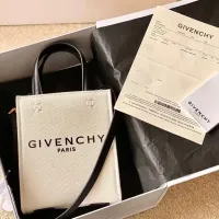 $140.00 USD Givenchy AAA Quality Handbags For Women #1399012