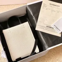 $140.00 USD Givenchy AAA Quality Handbags For Women #1399012