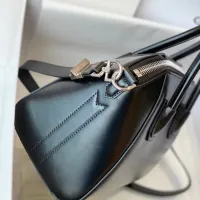 $172.00 USD Givenchy AAA Quality Handbags For Women #1399018