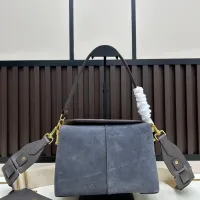 $105.00 USD TOD'S AAA Quality Messenger Bags For Women #1399039