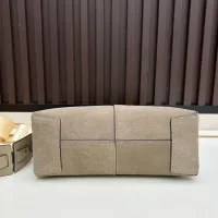 $105.00 USD TOD'S AAA Quality Messenger Bags For Women #1399041