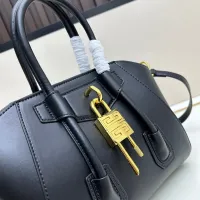 $98.00 USD Givenchy AAA Quality Handbags For Women #1399496