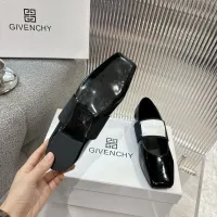 $92.00 USD Givenchy Flat Shoes For Women #1400784