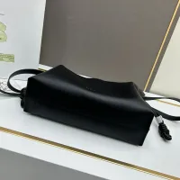 $150.00 USD LOEWE AAA Quality Messenger Bags For Women #1403999