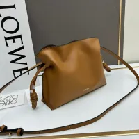 $135.00 USD LOEWE AAA Quality Messenger Bags For Women #1404001