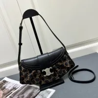 $85.00 USD Celine AAA Quality Shoulder Bags For Women #1404150