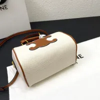 $88.00 USD Celine AAA Quality Handbags For Women #1404195