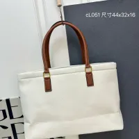 $96.00 USD Celine AAA Quality Handbags For Women #1404198