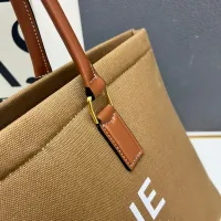 $96.00 USD Celine AAA Quality Handbags For Women #1404199