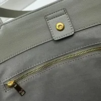 $96.00 USD Celine AAA Quality Shoulder Bags For Women #1404294
