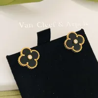 $25.00 USD Van Cleef & Arpels Earrings For Women #1406176