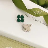 $25.00 USD Van Cleef & Arpels Earrings For Women #1406188