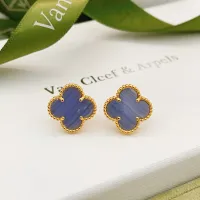 $25.00 USD Van Cleef & Arpels Earrings For Women #1406289