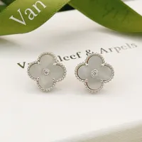 $25.00 USD Van Cleef & Arpels Earrings For Women #1406293