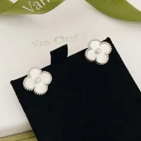 $25.00 USD Van Cleef & Arpels Earrings For Women #1406293