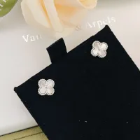 $25.00 USD Van Cleef & Arpels Earrings For Women #1406543