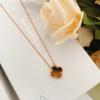$25.00 USD Van Cleef & Arpels Necklaces For Women #1406556