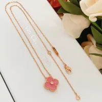 $25.00 USD Van Cleef & Arpels Necklaces For Women #1406561