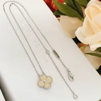 $25.00 USD Van Cleef & Arpels Necklaces For Women #1406566