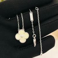 $25.00 USD Van Cleef & Arpels Necklaces For Women #1406566