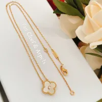 $25.00 USD Van Cleef & Arpels Necklaces For Women #1406567
