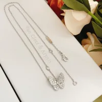 $25.00 USD Van Cleef & Arpels Necklaces For Women #1406572