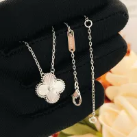 $25.00 USD Van Cleef & Arpels Necklaces For Women #1406574