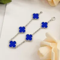 $34.00 USD Van Cleef & Arpels Bracelets For Women #1406584