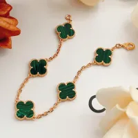 $34.00 USD Van Cleef & Arpels Bracelets For Women #1406588