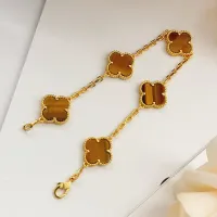 $34.00 USD Van Cleef & Arpels Bracelets For Women #1406592