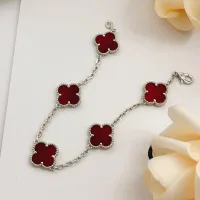 $34.00 USD Van Cleef & Arpels Bracelets For Women #1406593