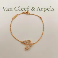 $25.00 USD Van Cleef & Arpels Bracelets For Women #1406609