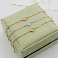 $23.00 USD Van Cleef & Arpels Bracelets For Women #1406614