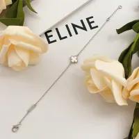 $25.00 USD Van Cleef & Arpels Bracelets For Women #1406618