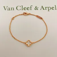 $25.00 USD Van Cleef & Arpels Bracelets For Women #1406619