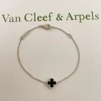 $25.00 USD Van Cleef & Arpels Bracelets For Women #1406621