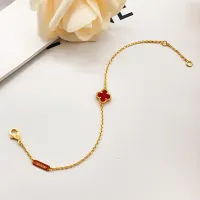 $25.00 USD Van Cleef & Arpels Bracelets For Women #1406628