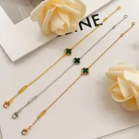 $25.00 USD Van Cleef & Arpels Bracelets For Women #1406630