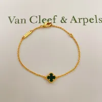 $25.00 USD Van Cleef & Arpels Bracelets For Women #1406631