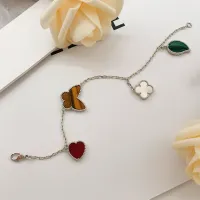 $34.00 USD Van Cleef & Arpels Bracelets For Women #1406632
