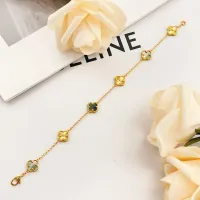 $34.00 USD Van Cleef & Arpels Bracelets For Women #1406637