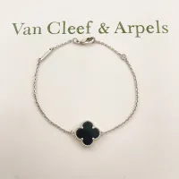 $25.00 USD Van Cleef & Arpels Bracelets For Women #1406641
