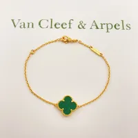 $25.00 USD Van Cleef & Arpels Bracelets For Women #1406649