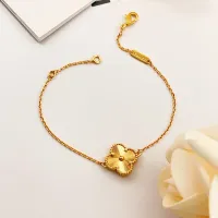 $25.00 USD Van Cleef & Arpels Bracelets For Women #1406654