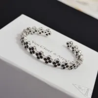 $48.00 USD Van Cleef & Arpels Bracelets For Women #1407101
