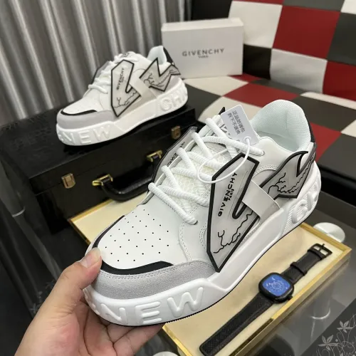 Givenchy Casual Shoes For Men #1408392