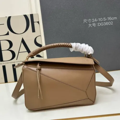 LOEWE AAA Quality Messenger Bags For Women #1411207