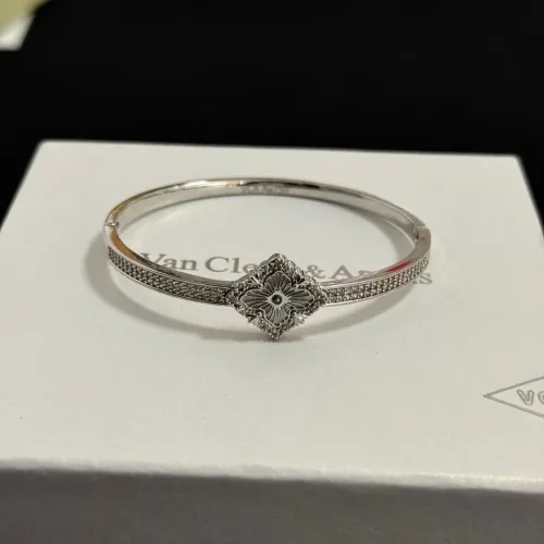 Van Cleef & Arpels Bracelets For Women #1413412