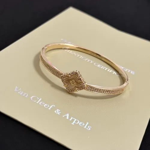 Replica Van Cleef & Arpels Bracelets For Women #1413413 $48.00 USD for Wholesale